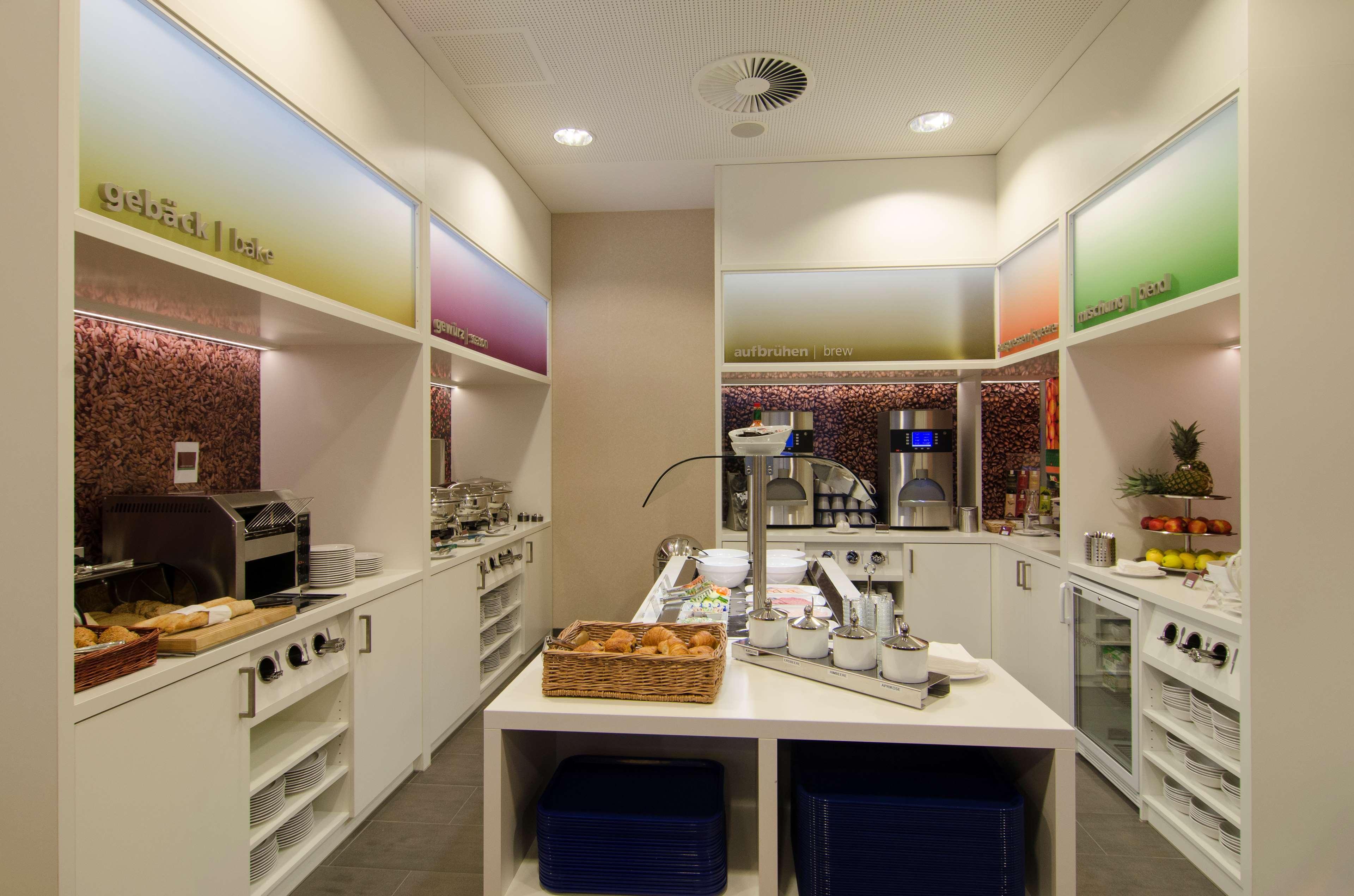 Hampton By Hilton Center 3*