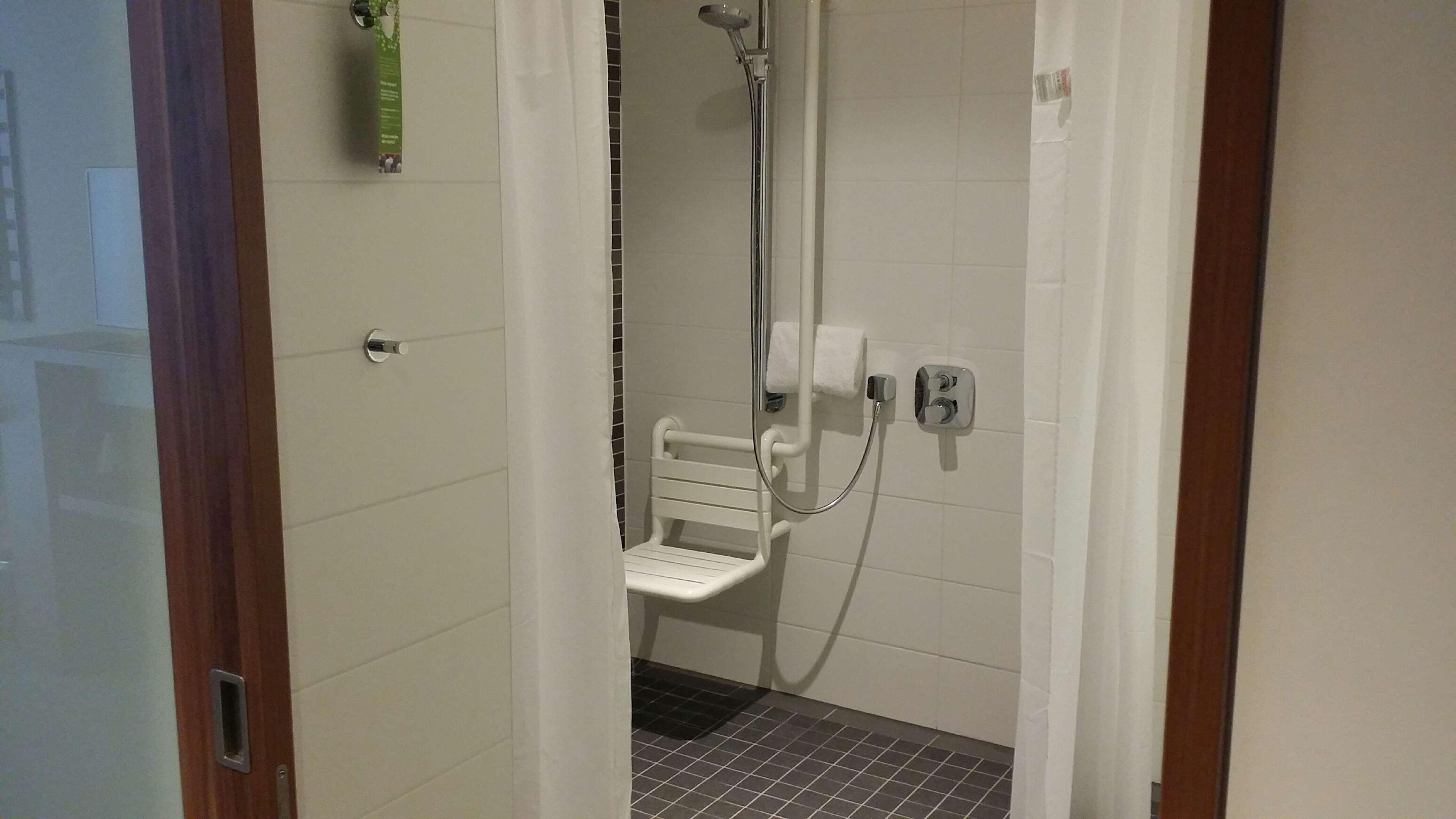 Hampton By Hilton Center