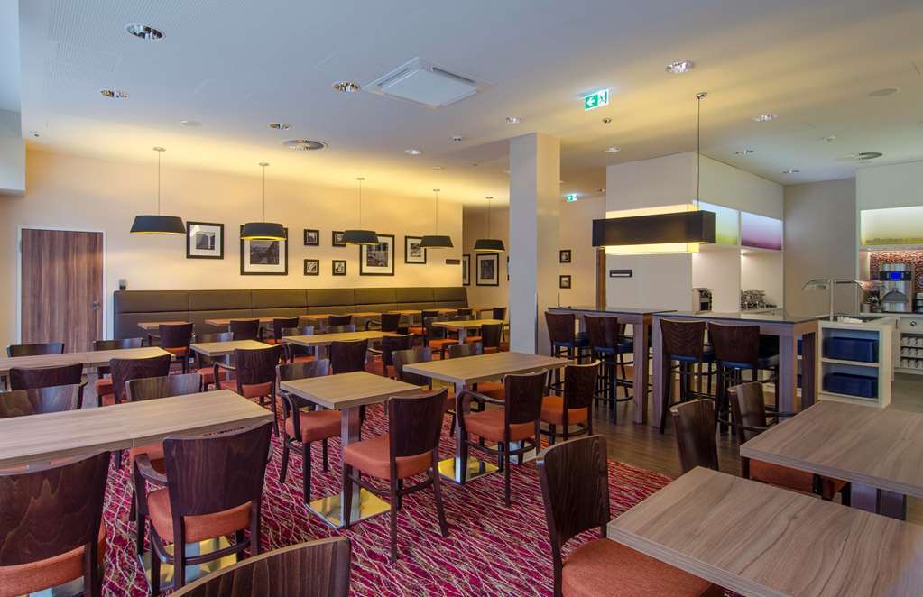 Hampton By Hilton Center Hotel 3*