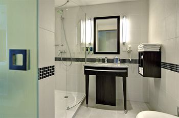 Hampton By Hilton Center Hotel 3*